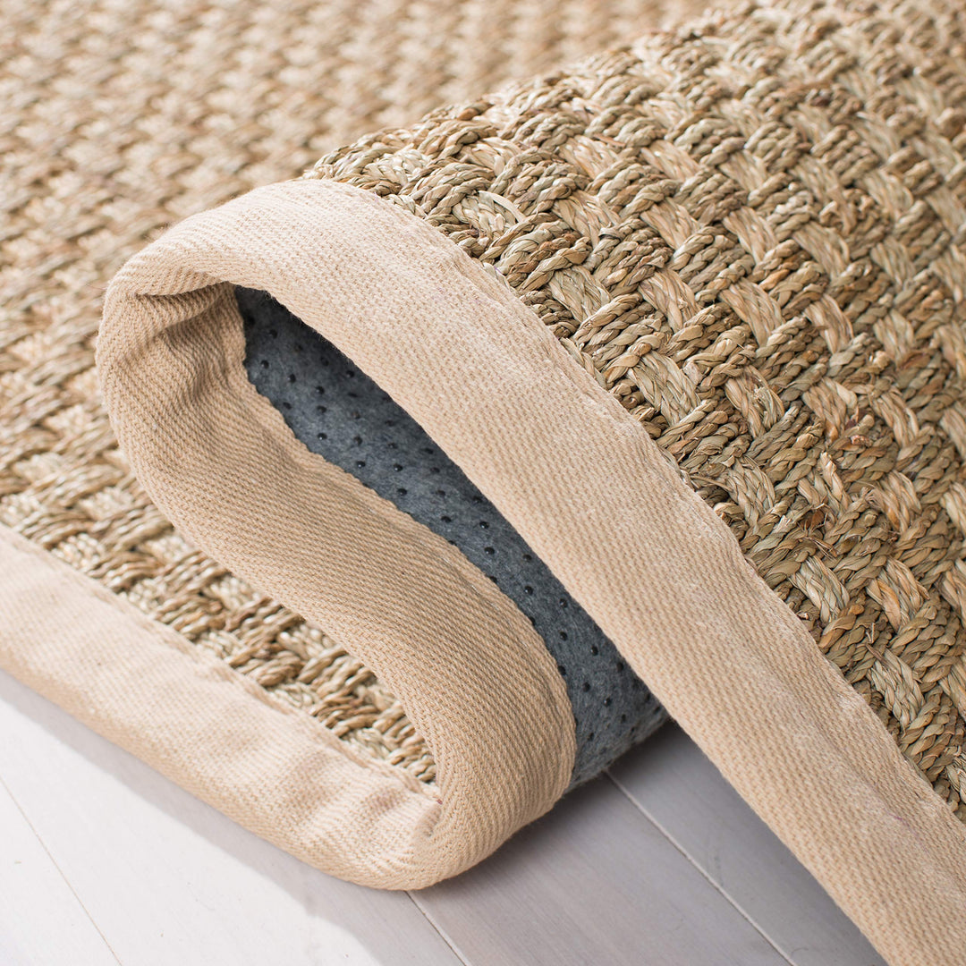 SAFAVIEH Natural Fiber Collection Area Rug - 4' Round Natural & Beige Border - Diamond Home USA