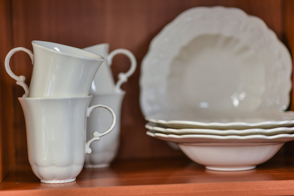 Red Vanilla FQ900-402 Country Estate Salad Plates (Set of 4) 8.25" White - Diamond Home USA