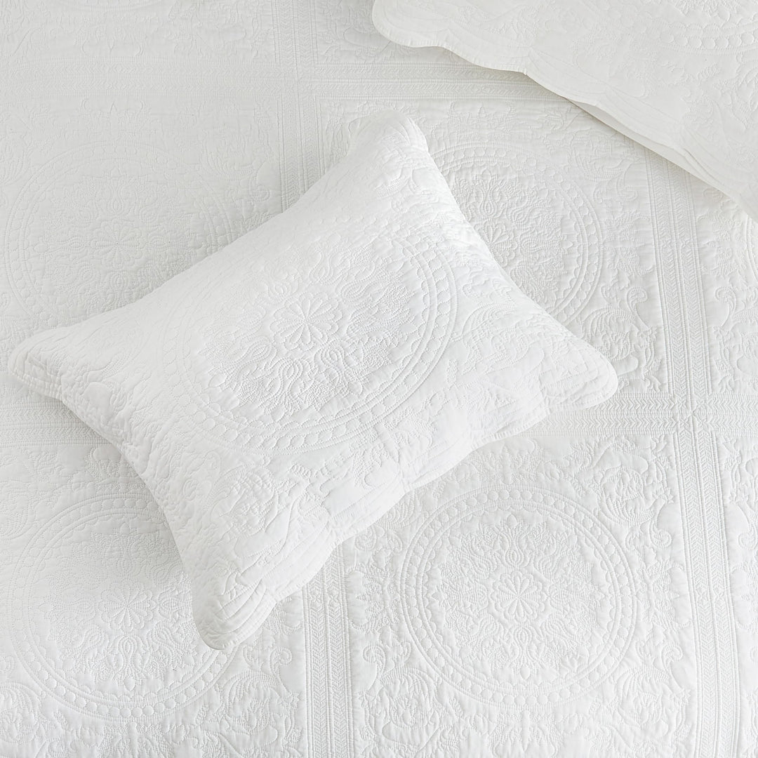 Melange Home Isabella Cotton Embroidery Quilt Set Full - Queen - 3 Piece
