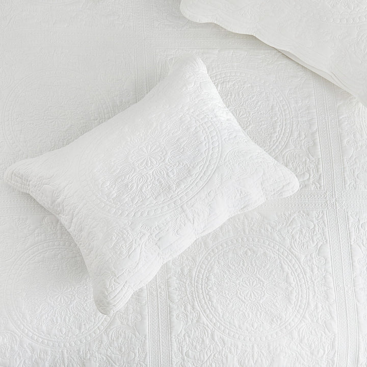 Melange Home Isabella Cotton Embroidery Quilt Set Full - Queen - 3 Piece