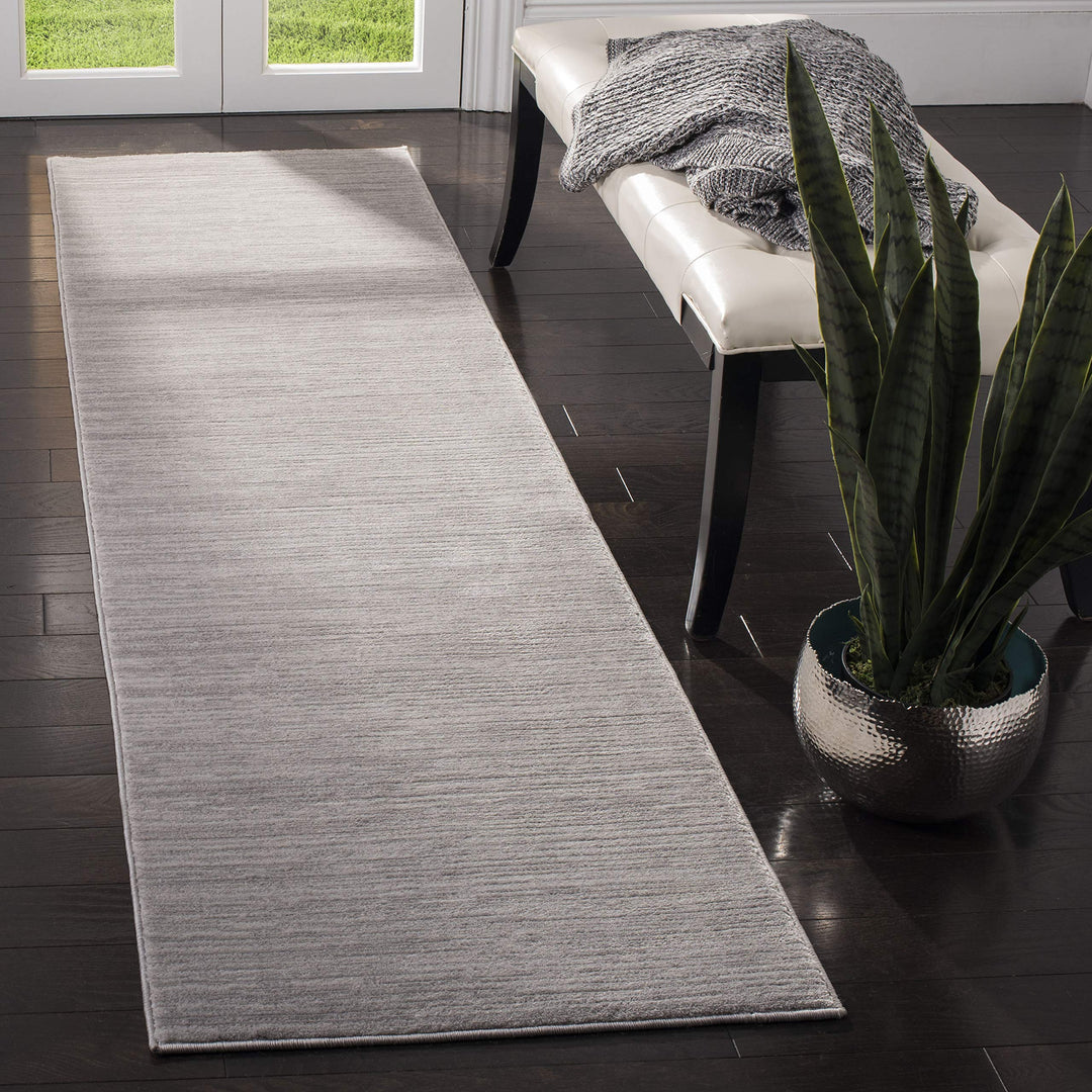 SAFAVIEH Vision Collection Runner Rug - 2'2" x 20' Silver Modern Ombre Tonal 2'2" x 20' Runner - Silver