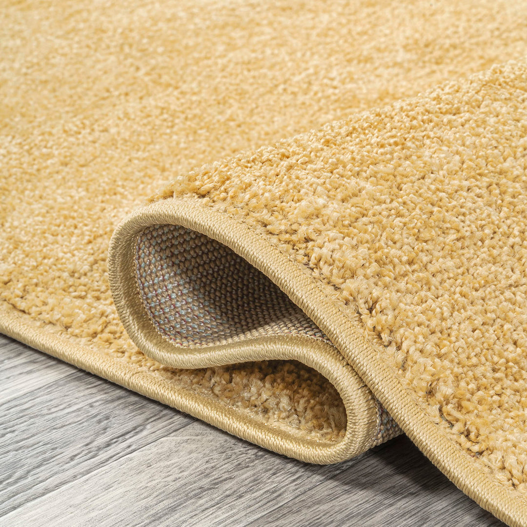 JONATHAN Y Tumbling Solid Low-Pile Area Rug