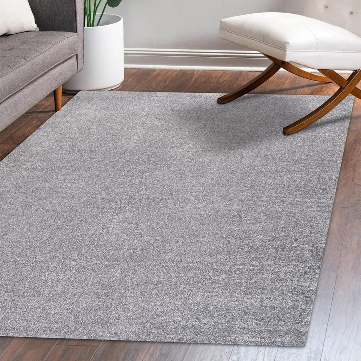 JONATHAN Y Tumbling Solid Low-Pile Area Rug