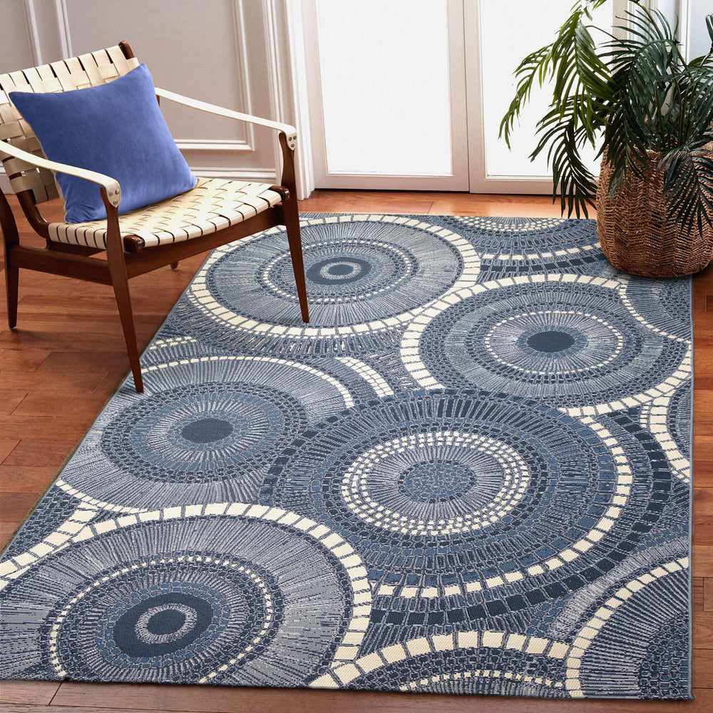 Liora Manne Marina Indoor/Outdoor Power Loomed Synthetic Blend Low Profile 3'3" x 4'11" - Delft