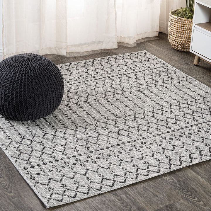 JONTHN Y SMB108E-8SQ Ourika Moroccan Geometric Textured Weave Indoor/Outdoor 8' Square - Light Gray/Black