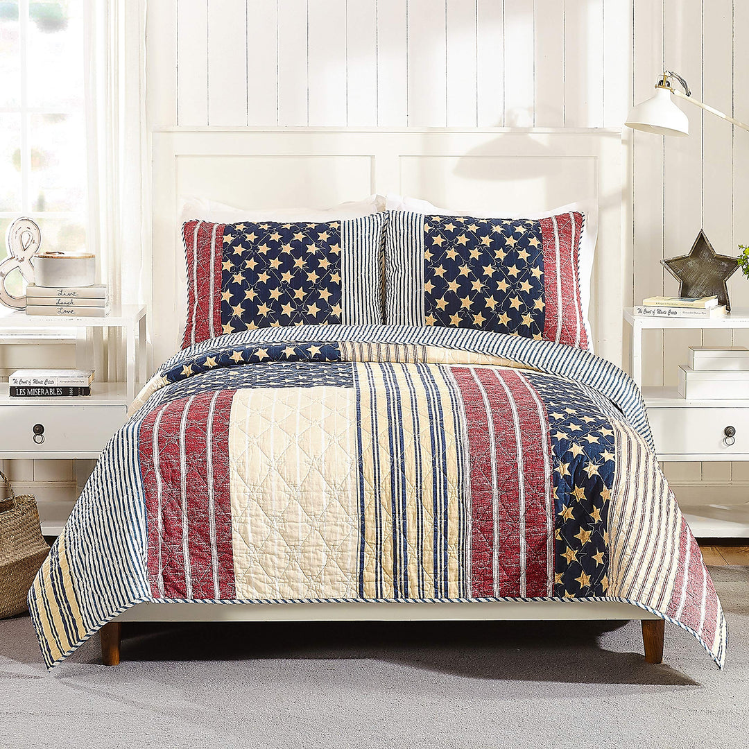 MODERN HEIRLOOM Americana Quilt with 2 Shams Rustic 3-Piece Reversible All King - Cal King
