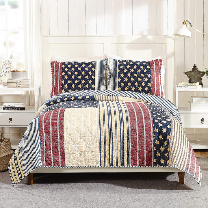 MODERN HEIRLOOM Americana Quilt with 2 Shams Rustic 3-Piece Reversible All King - Cal King