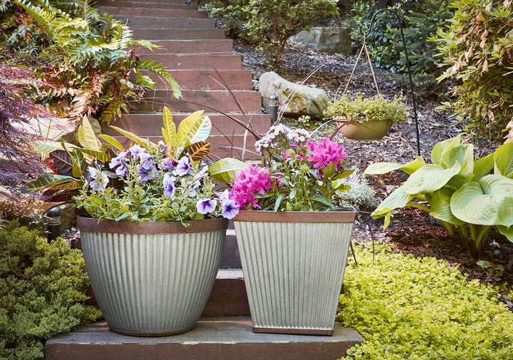 Southern Patio 10" Westlake Indoor/Outdoor Pleated Planter with Galvanized