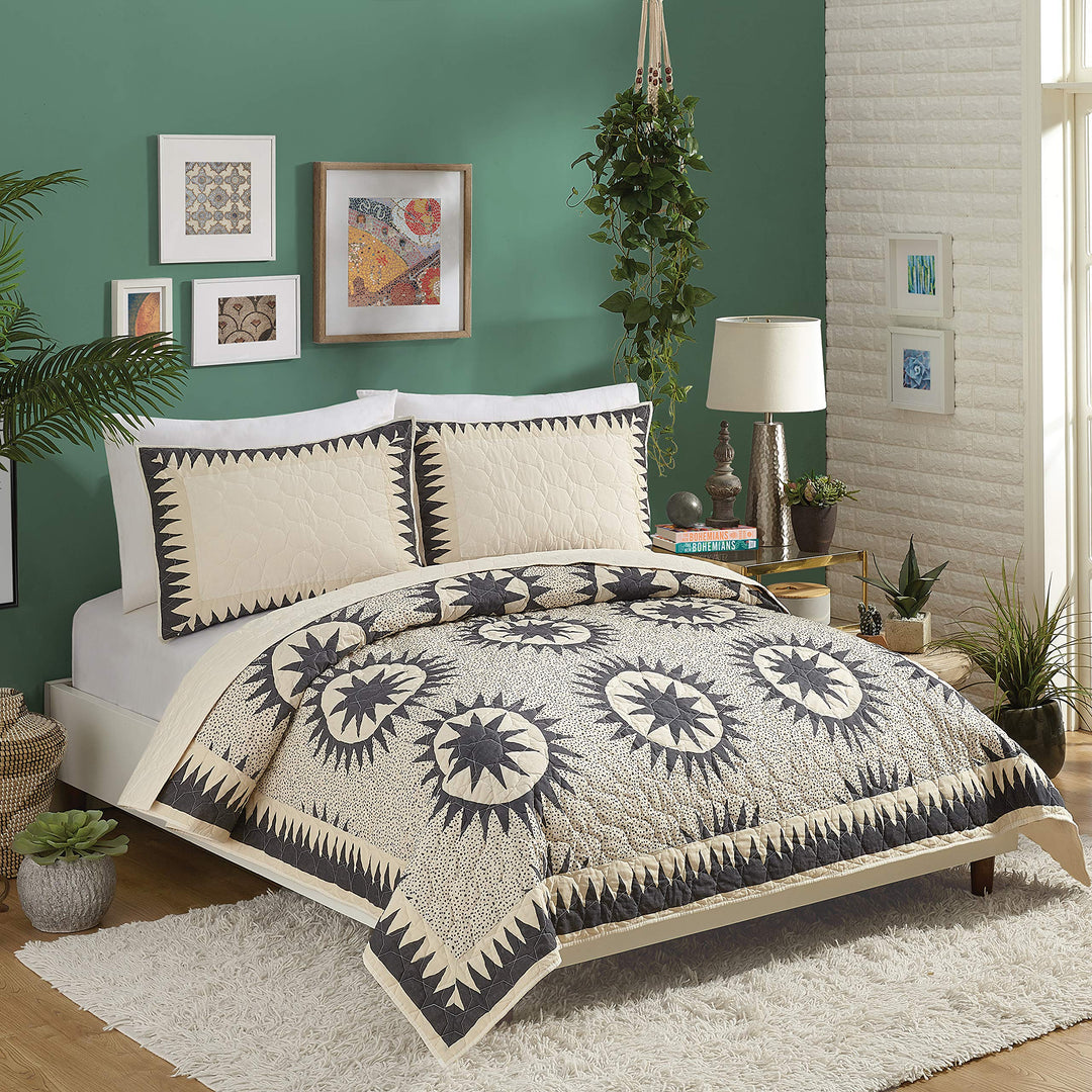Justina Blakeney JUNGALOW Soleil 3-Piece ilt Set - Lightweight Coverlet Set King