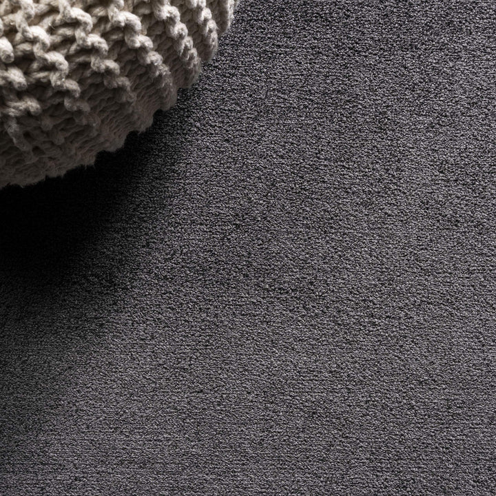 JONATHAN Y Tumbling Solid Low-Pile Area Rug