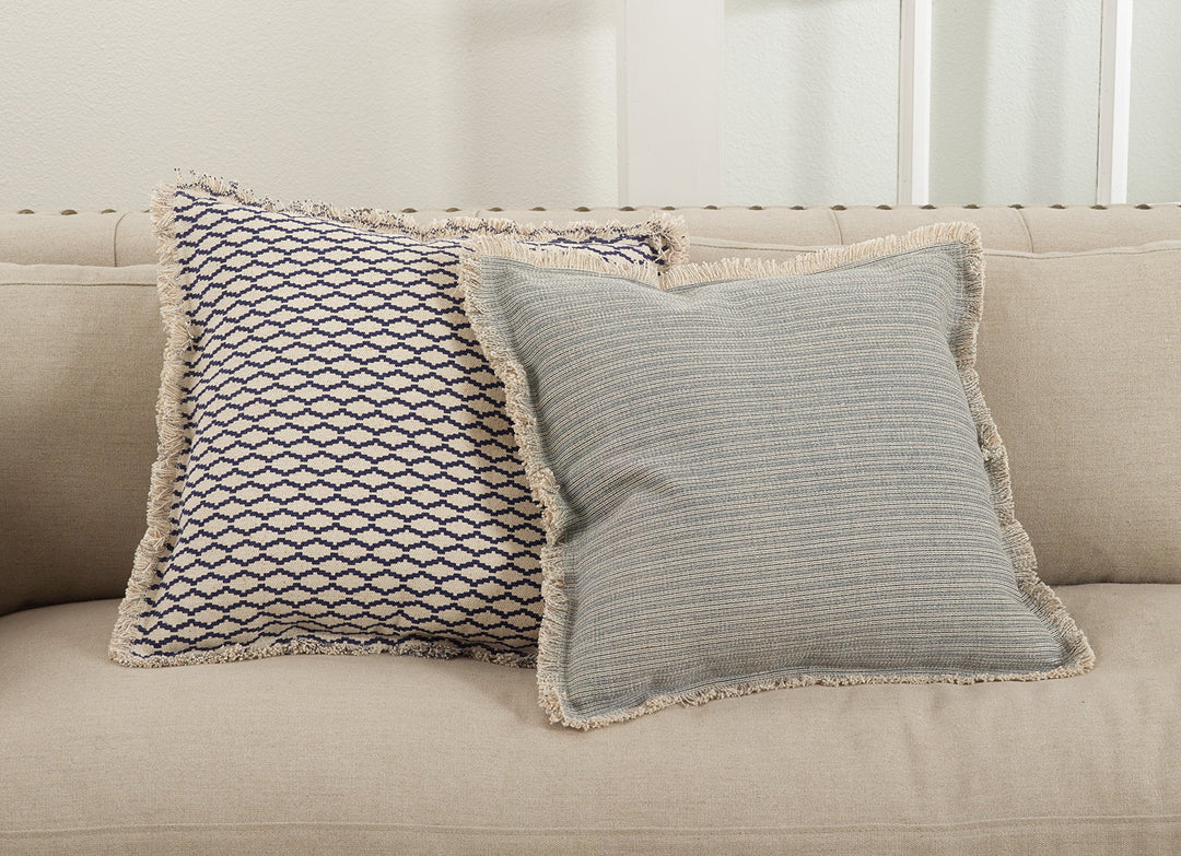 SARO LIFESTYLE Canberra Collection Fringed Morrocan Down Filled Cotton Throw - Diamond Home USA
