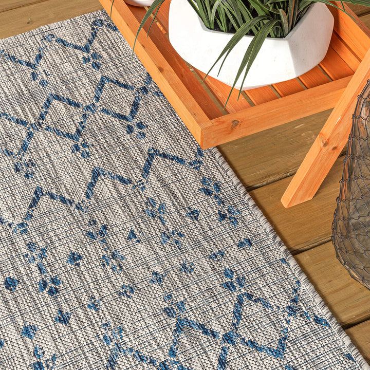 JONATHAN Y Trebol Moroccan Geometric Textured Weave Indoor/Outdoor Area Rug