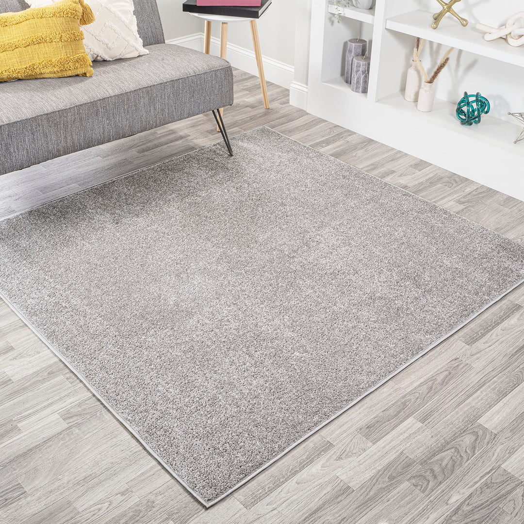 JONATHAN Y SEU100K-9SQ Haze Solid Low-Pile Indoor Area Rug Coastal Bohemian 9' Square - Light Gray