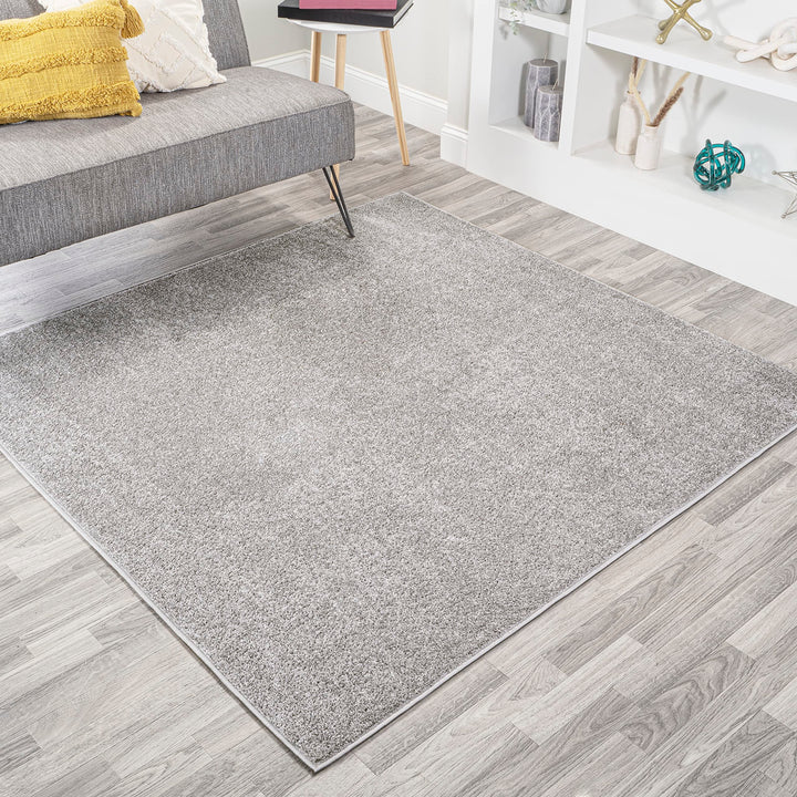 JONATHAN Y SEU100K-9SQ Haze Solid Low-Pile Indoor Area Rug Coastal Bohemian 9' Square - Light Gray