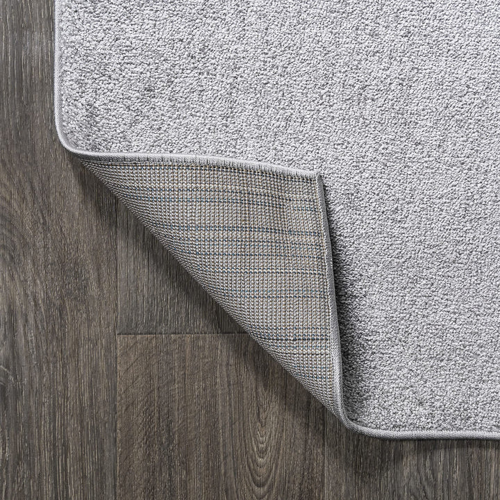 JONATHAN Y Tumbling Solid Low-Pile Area Rug