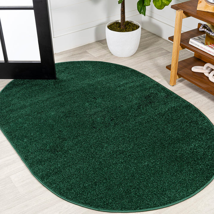 JONATHAN Y SEU100L-5OV Haze Solid Low-Pile Indoor Area Rug Coastal Bohemian 5 X 8 Oval - Emerald