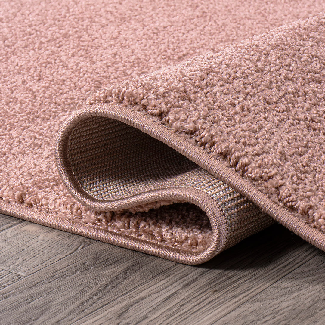 JONATHAN Y Tumbling Solid Low-Pile Area Rug