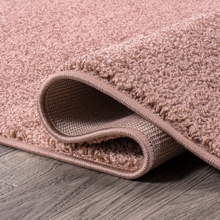 JONATHAN Y Tumbling Solid Low-Pile Area Rug