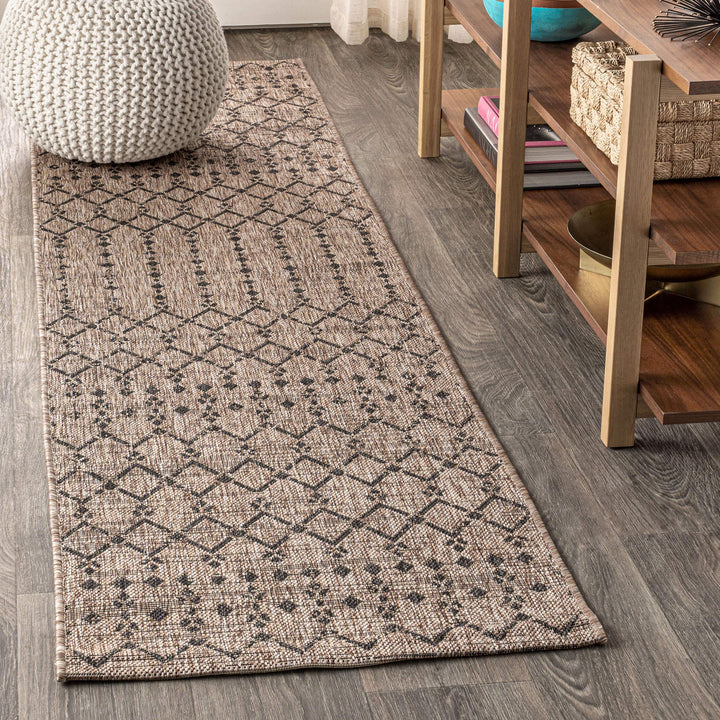JONATHAN Y SMB108D-214 Ourika Moroccan Geometric Textured Weave Indoor/Outdoor 2 X 14 - Natural/Black
