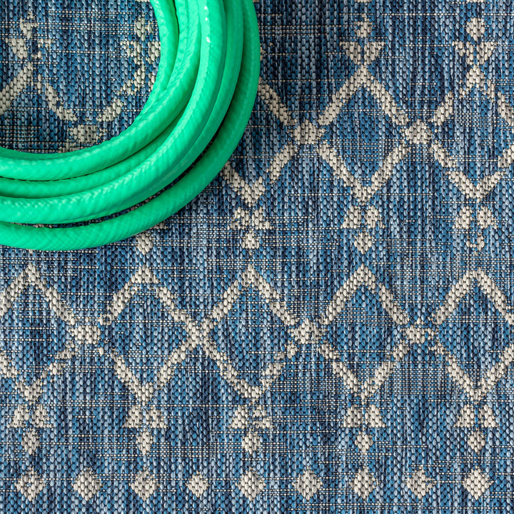 JONATHAN Y Trebol Moroccan Geometric Textured Weave Indoor/Outdoor Area Rug