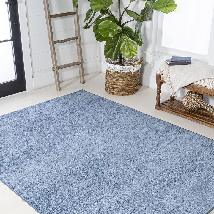 JONATHAN Y Tumbling Solid Low-Pile Area Rug