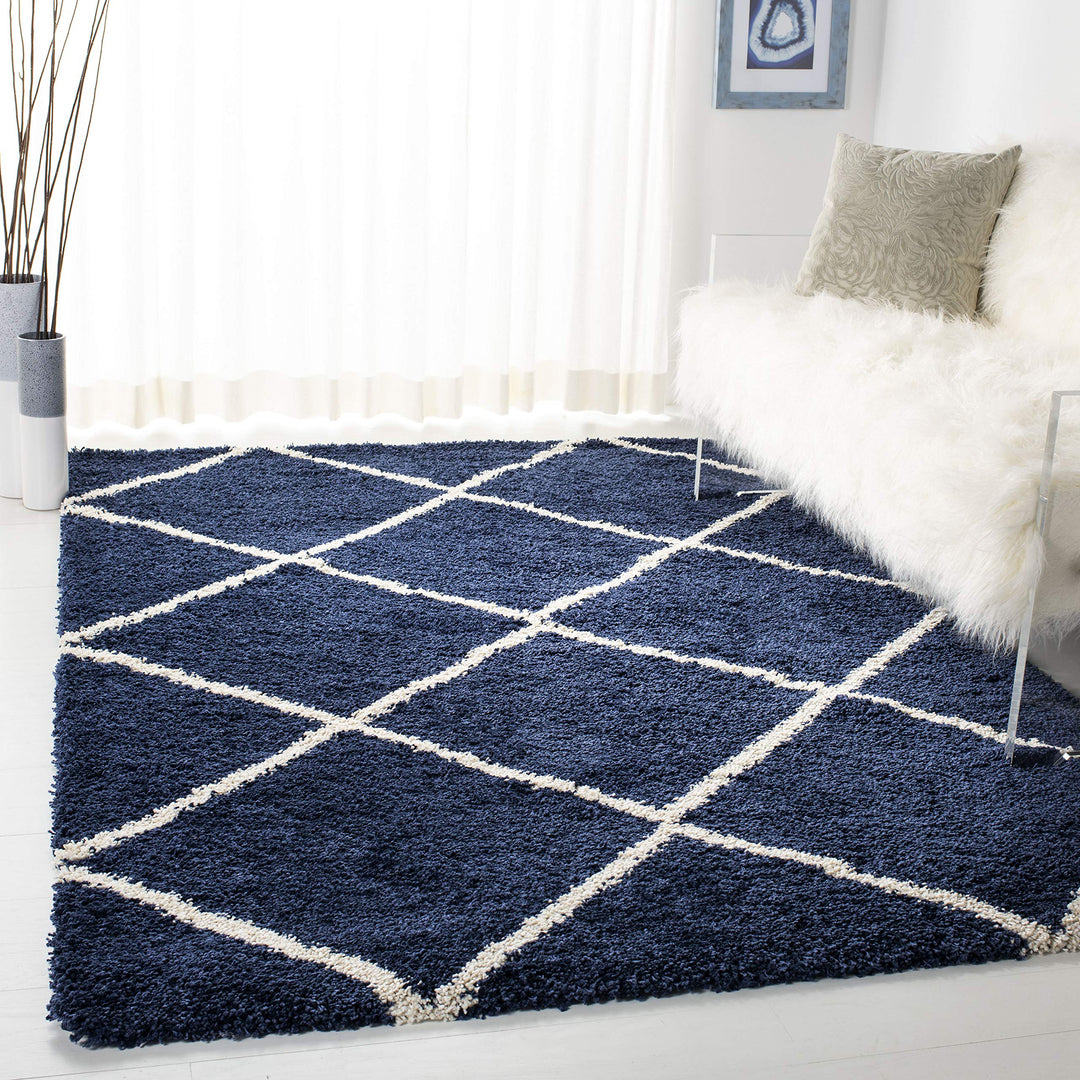 SAFAVIEH Hudson Shag Collection 7' Square Navy/Ivory SGH281C Modern Diamond 7' x 7' Square - Navy/Ivory