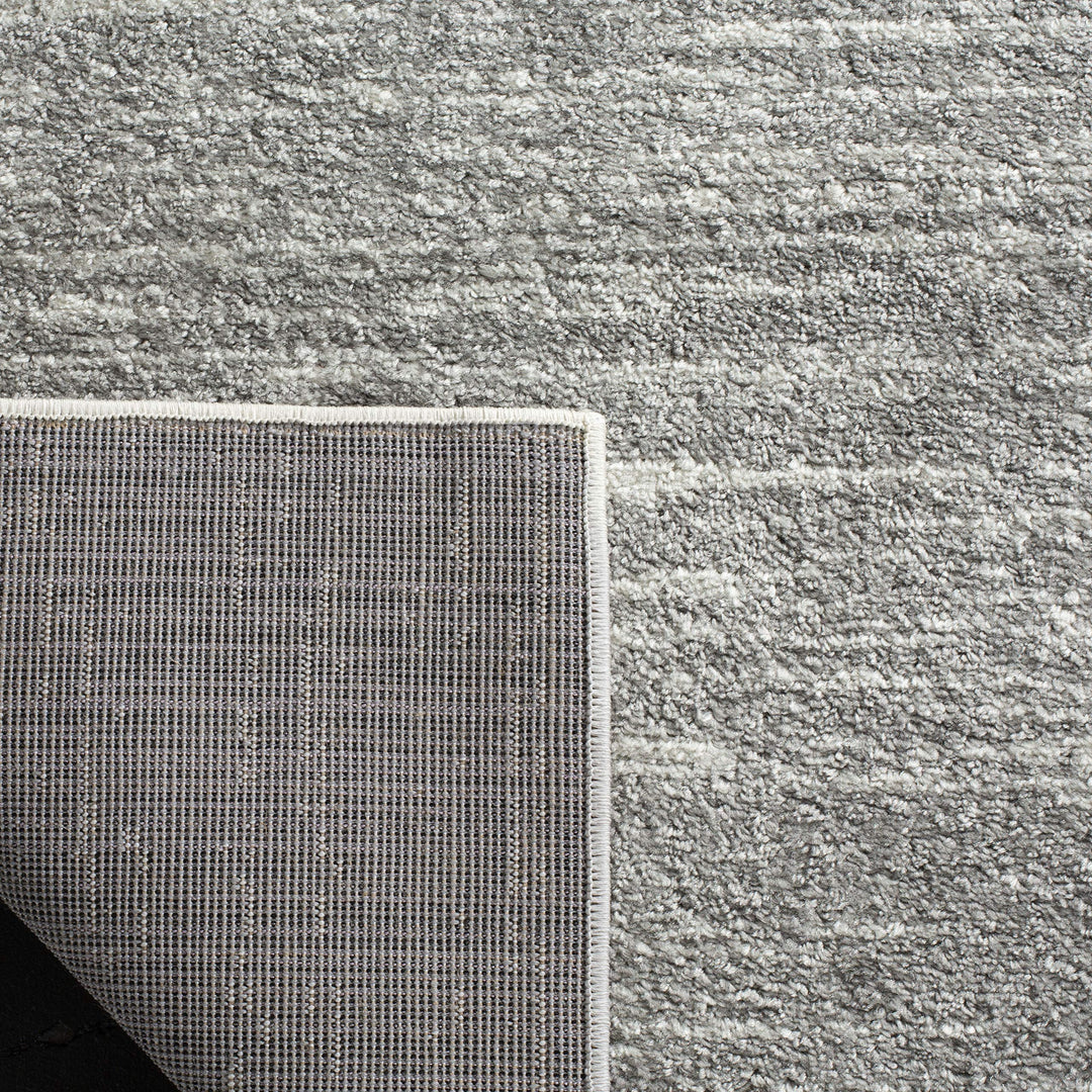 SAFAVIEH Adirondack Collection Area Rug - 6' x 9' Ivory & Silver Modern Ombre - Diamond Home USA