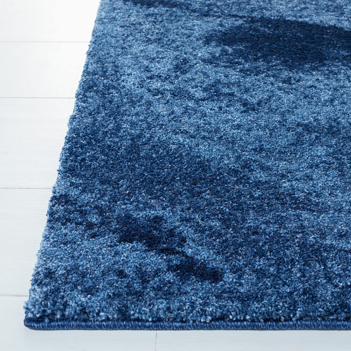 SAFAVIEH Retro Collection Accent Rug - 2'6" x 4' Grey & Ivory Modern Abstract - Diamond Home USA