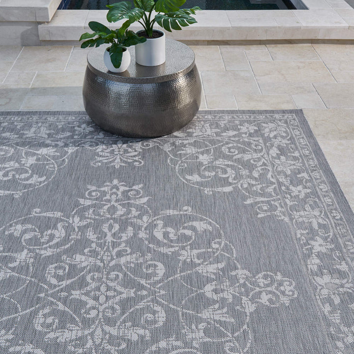 Gertmenian Indoor Outdoor Classic Flatweave Area Rug Stain & UV Resistant Carpet 7'10"x10' - Diamond Home USA