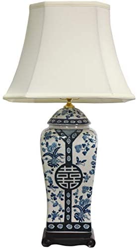 Handmade 26 inch Blue White Vase Lamp (China)