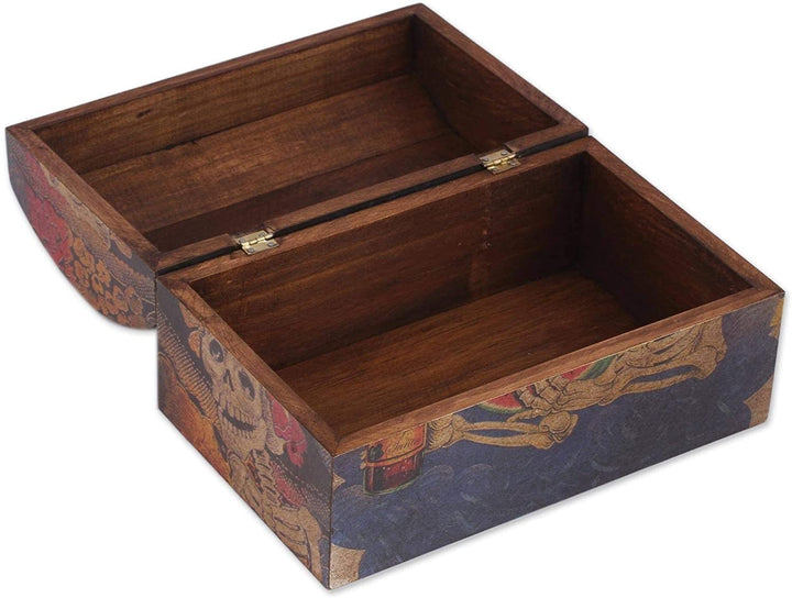 Handmade Pinewood 'Catrina My Love' Chest (Mexico) 8 75" X 5" Color Red Traditional Iron