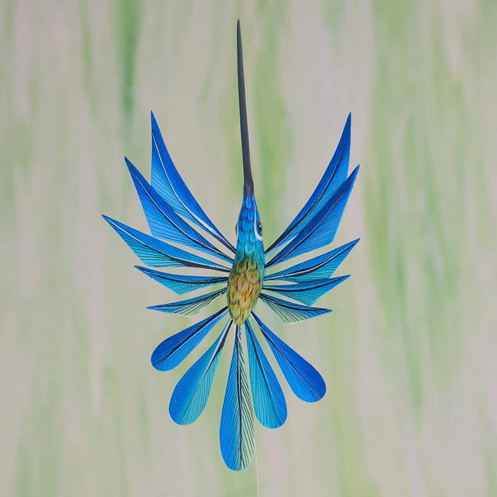Handmade Copal Wood 'ue Hummingbird' Sculpture (Mexico)