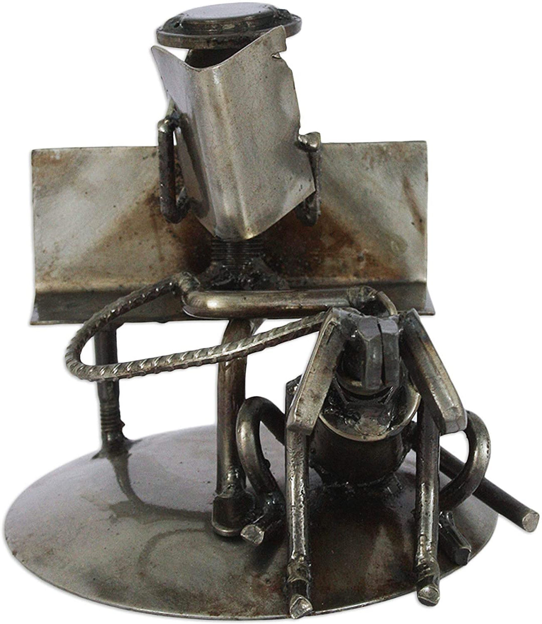 Handcrafted Auto Part 'Rustic Friends' Sculpture (Mexico) Grey Metal Handmade - Diamond Home USA