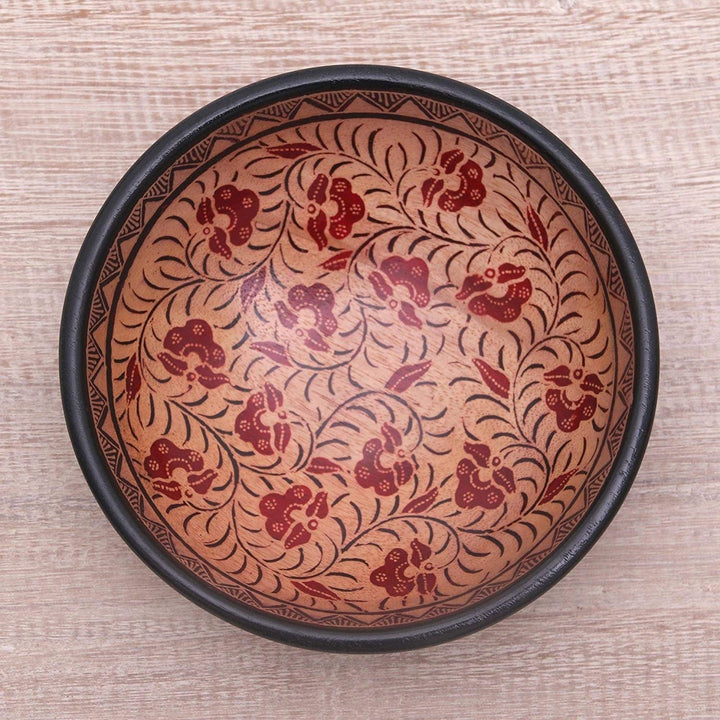 Handmade Lok Flowers Wood Decorative Bowl (Indonesia) Red Modern Contemporary
