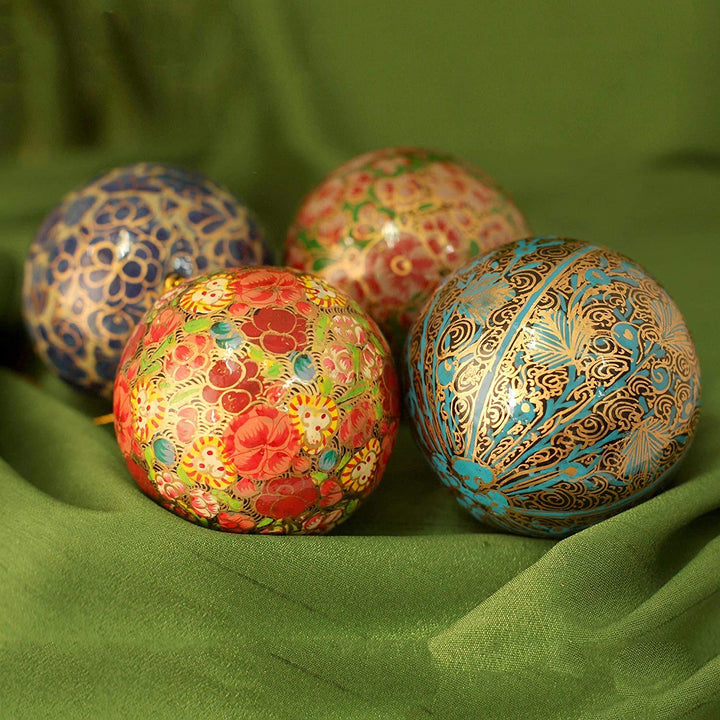 Set 4 Handmade 'Mughal Celebration' Ornaments (India) lue