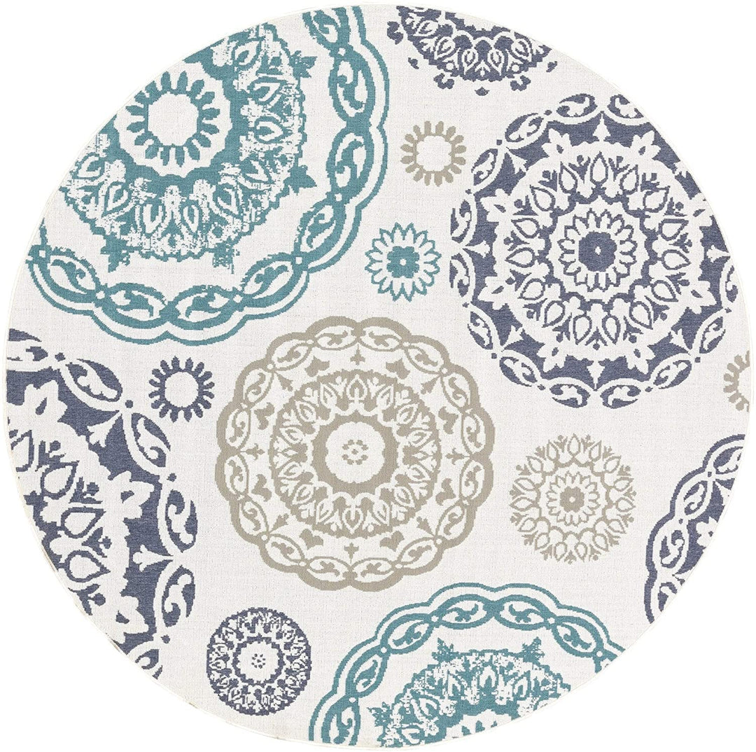 MISC Transitional Indoor/Outdoor Area Rug 8'9" Round White Medallion Olefin Synthetic Latex Free Pet Friendly Stain Resistant