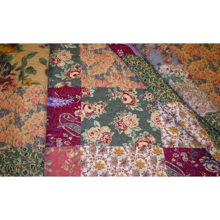Floral Patchwork Quilt Oversized Damask Victorian Flowers Modern Spring Soft Cotton